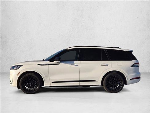 New 2026 Lincoln Aviator Reserve w/ Jet Appearance Package image 7