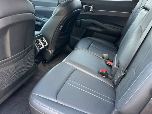 Certified 2024 Kia Sorento S w/ Panoramic Sunroof Package AWD/4WD image 12