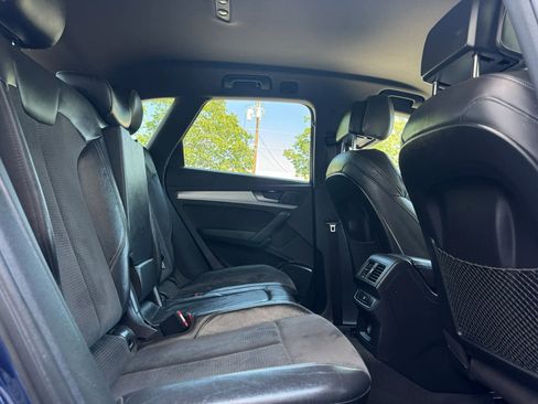 Used 2020 Audi SQ5 Premium w/ Convenience Package AWD/4WD image 28
