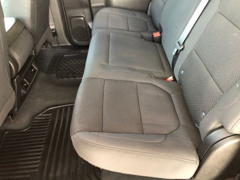 Used 2021 Chevrolet Silverado 1500 Custom AWD/4WD image 10