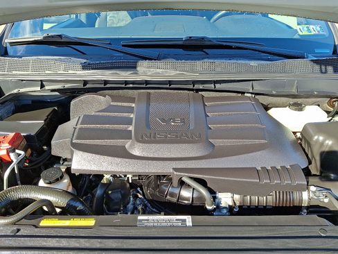 Used 2023 Nissan Titan PRO-4X w/ Pro-4x Utility Package image 27