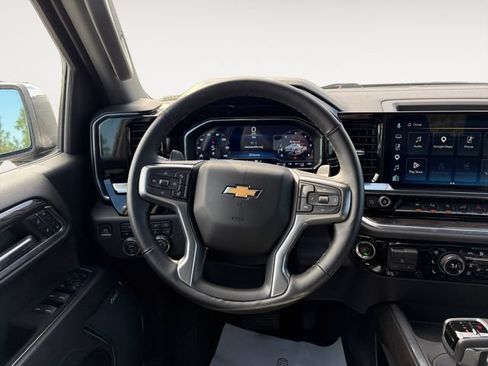 Used 2024 Chevrolet Silverado 1500 LTZ AWD/4WD image 13