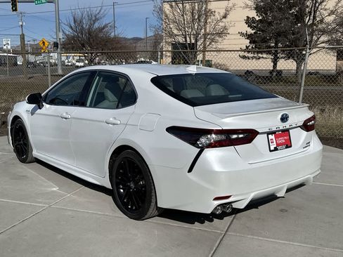 Used 2021 Toyota Camry XSE w/ Navigation Upgrade Package image 5