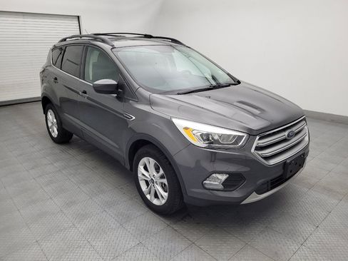 Used 2017 Ford Escape SE w/ Equipment Group 201A AWD/4WD image 13