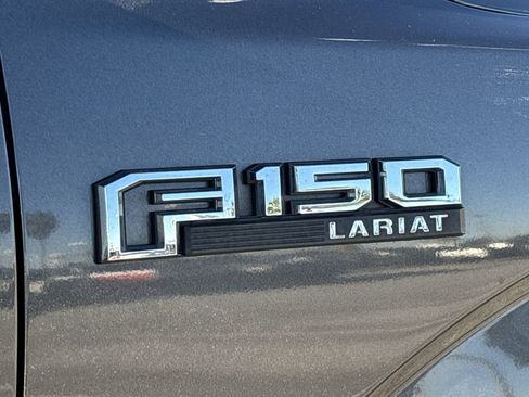 Used 2019 Ford F150 Lariat w/ Equipment Group 502A Luxury image 8