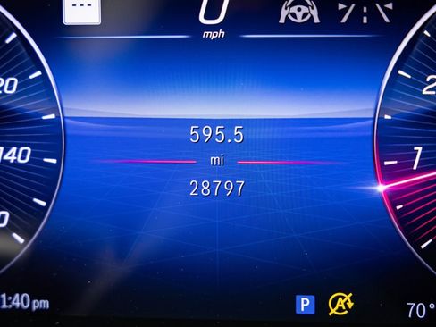 Used 2022 Mercedes-Benz S 580 4MATIC Sedan w/ AMG Line Package image 15