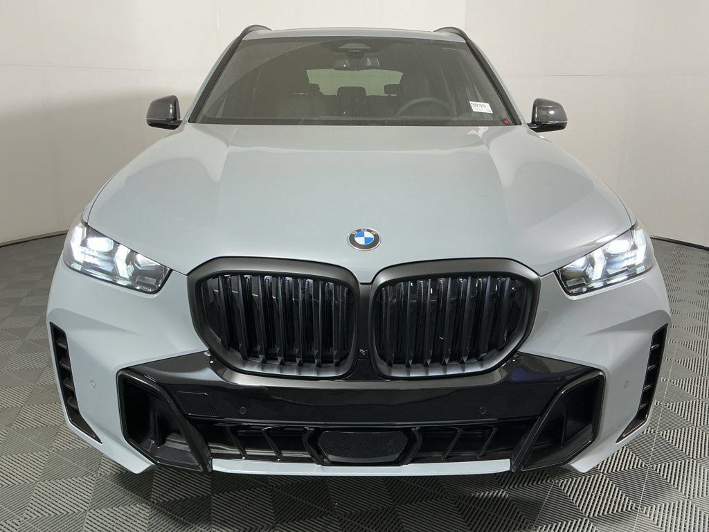 Used 2026 BMW X5 sDrive40i w/ M Sport Package RWD image 3