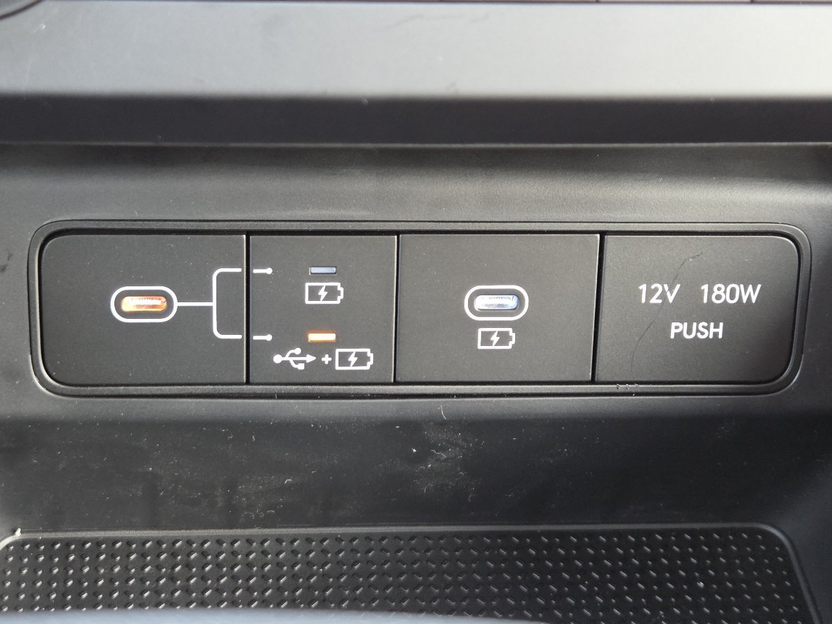 New 2026 Hyundai Tucson SE AWD/4WD image 9
