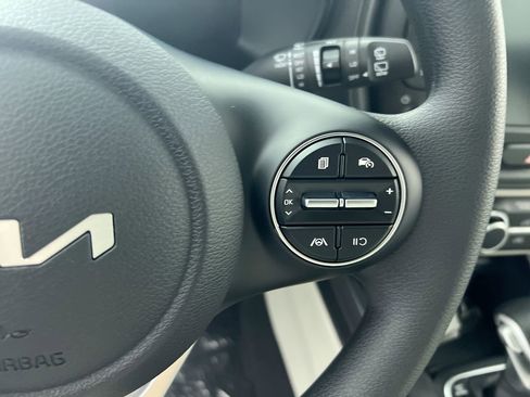 New 2025 Kia Soul LX image 18