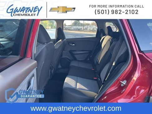 Used 2023 Nissan Rogue SV image 27