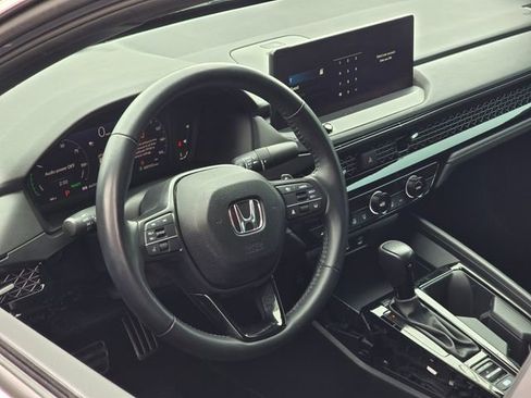 Used 2023 Honda Accord Sport image 16