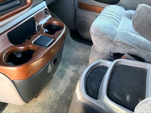 Used 1998 Chevrolet Express 1500 YF7 image 16