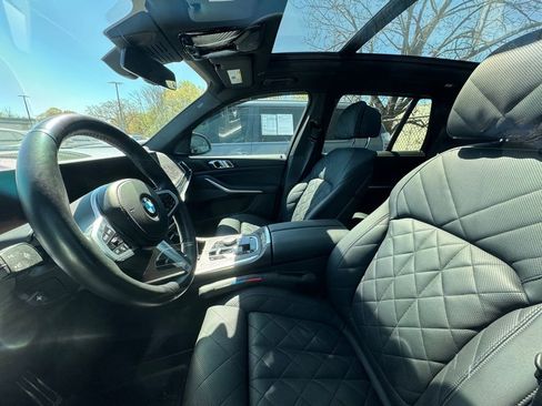 Used 2025 BMW X5 xDrive40i w/ M Sport Package image 8