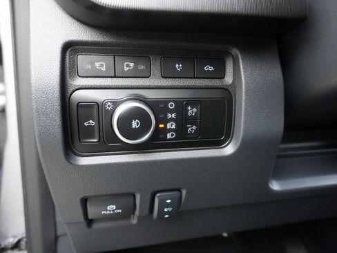 Certified 2024 Ford F250 Platinum image 14