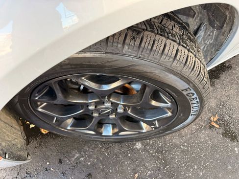 Used 2020 Chrysler 300 S image 38