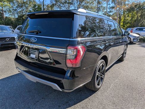 Used 2021 Ford Expedition Max Limited image 4