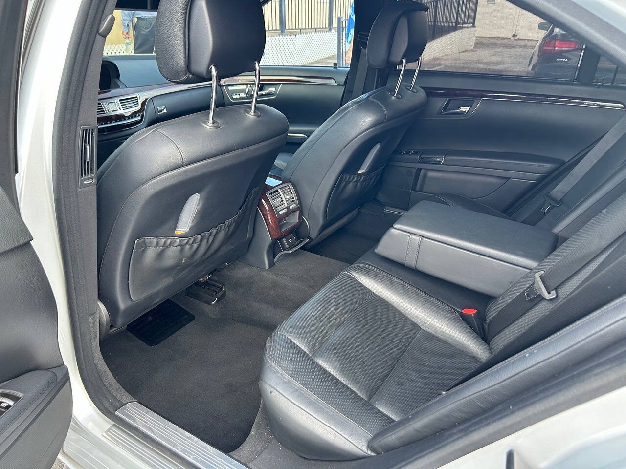 Used 2014 Nissan Titan SV w/ SV Value Truck Package RWD image 16