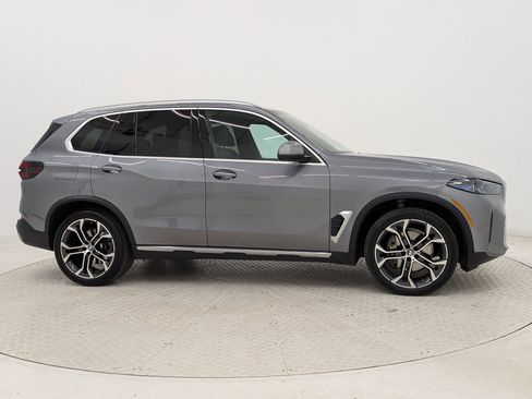 Certified 2024 BMW X5 xDrive40i w/ Premium Package image 8