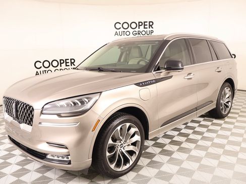 Used 2021 Lincoln Aviator Grand Touring w/ Elements Package Plus AWD/4WD image 10