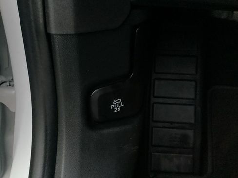 Used 2022 Ford Escape SE w/ Convenience Package image 57