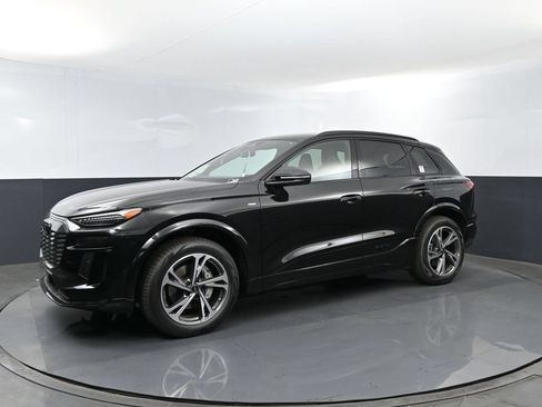 New 2027 Audi Q6 e-tron Premium Plus AWD/4WD image 1