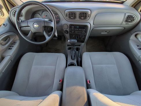 Used 2008 Chevrolet TrailBlazer LT w/ Sun And Sound Package image 15