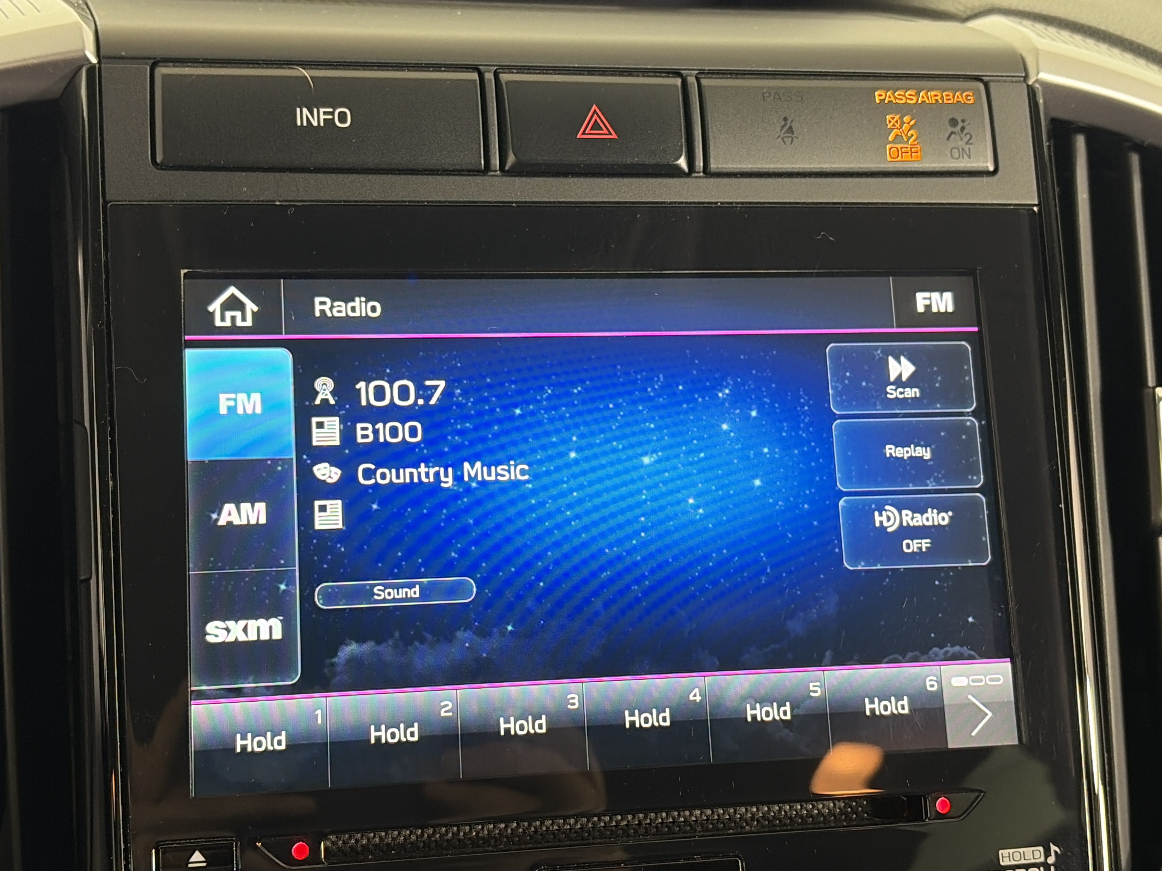 Used 2019 Subaru Ascent Premium AWD/4WD image 18