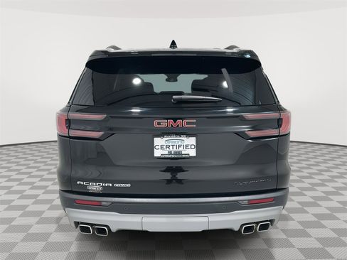 Used 2025 GMC Acadia Elevation w/ Elevation Premium Package image 4