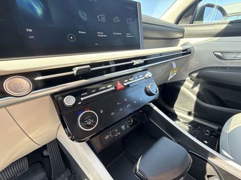 Certified 2025 Hyundai Tucson SEL image 18
