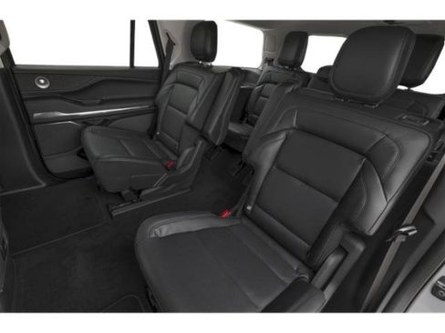 New 2026 Lincoln Navigator Reserve AWD/4WD image 15