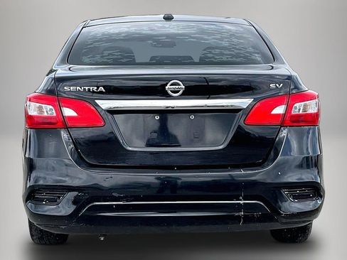 Used 2018 Nissan Sentra SV FWD image 6