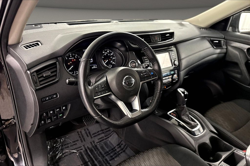 Used 2019 Nissan Rogue SV w/ Premium Package AWD/4WD image 19
