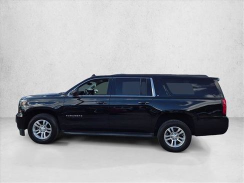 Used 2019 Chevrolet Suburban LT AWD/4WD image 8