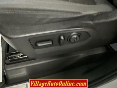 Used 2019 Chevrolet Silverado 1500 LT w/ All-Star Edition image 16