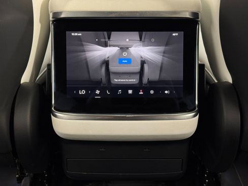 Used 2022 Tesla Model X image 35