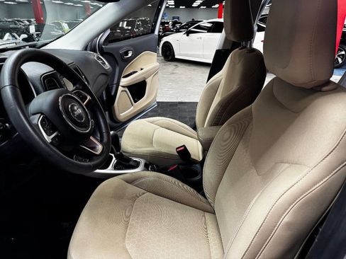 Used 2018 Jeep Compass Sport image 34