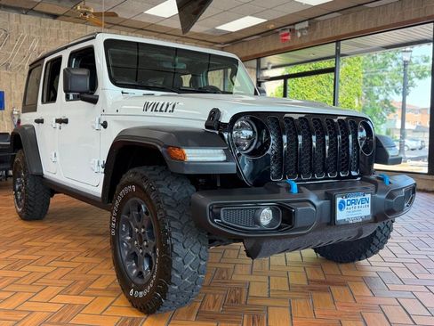 Used 2023 Jeep Wrangler Unlimited w/ Cold Weather Group AWD/4WD image 10