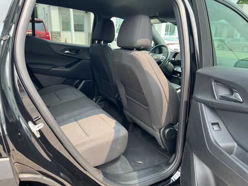Used 2026 Chevrolet Equinox LT FWD image 11