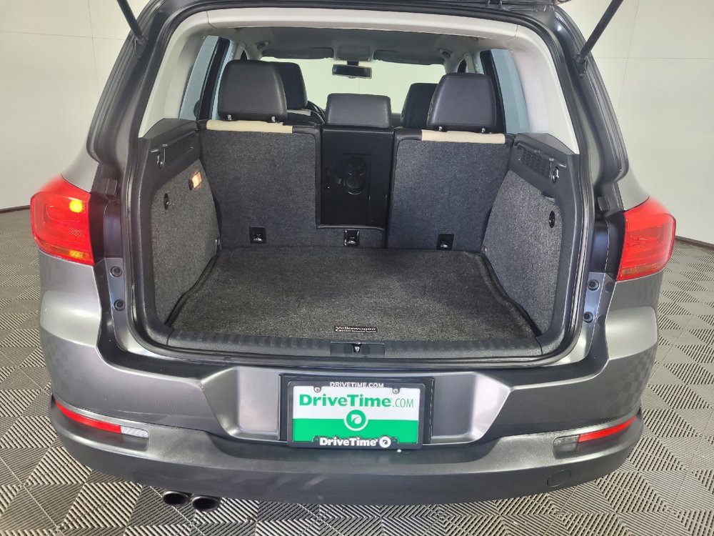 Used 2016 Volkswagen Tiguan S FWD image 29