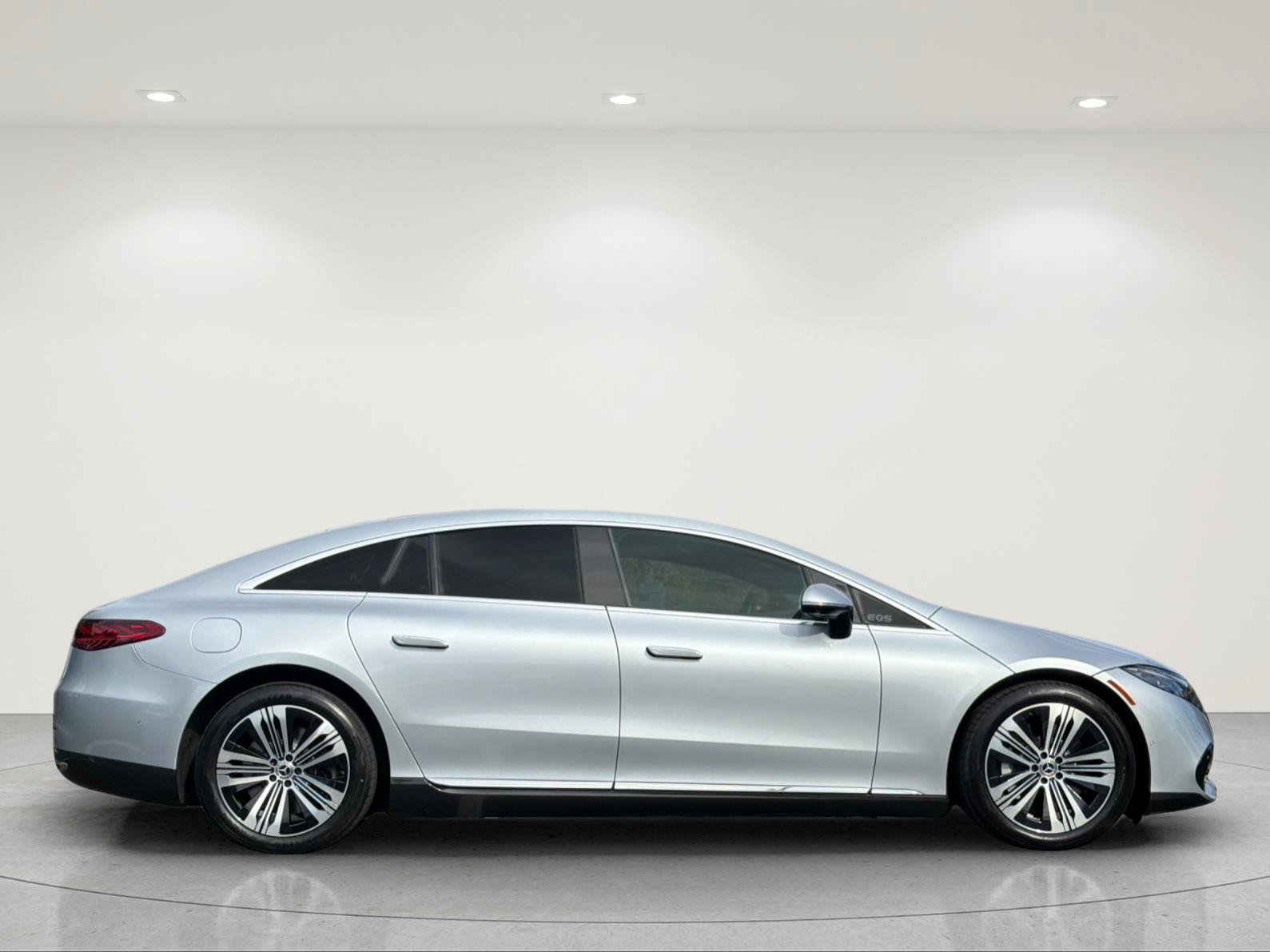 Used 2024 Mercedes-Benz EQS 450+ Sedan image 6