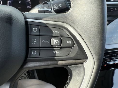 Used 2021 Jeep Grand Cherokee L Limited image 21