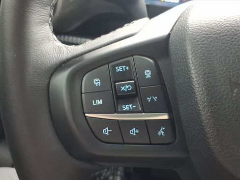 Used 2024 Ford Ranger Lariat w/ Advanced Towing Package image 18