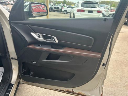 Used 2014 GMC Terrain SLT FWD image 16