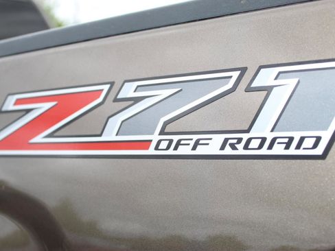 Used 2015 Chevrolet Silverado 2500 LT w/ Z71 Package, Off-Road AWD/4WD image 6