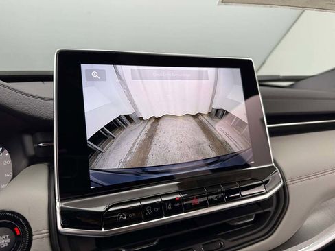 New 2026 Jeep Compass Limited image 32