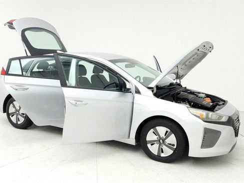 Used 2018 Hyundai Ioniq Blue image 13