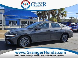 Used 2024 Hyundai Elantra SEL video 1