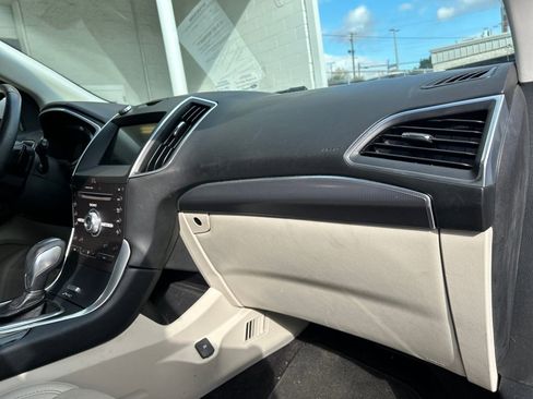 Used 2017 Ford Edge Titanium w/ Equipment Group 301A image 15