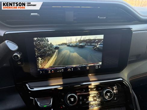 Used 2025 GMC Sierra 2500 AT4 image 31