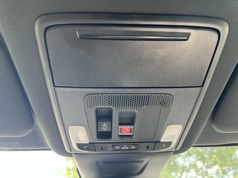Used 2026 Honda CR-V Sport Touring image 28